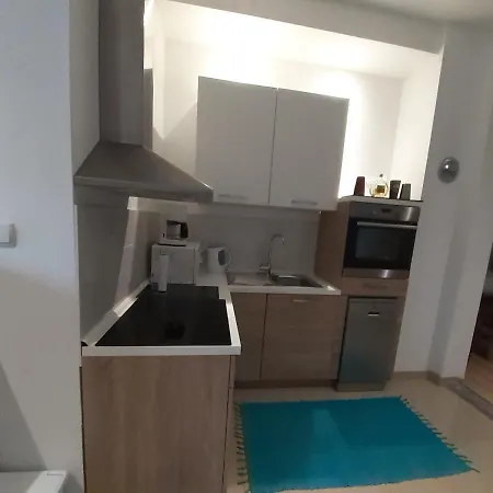 Sarah Apartman